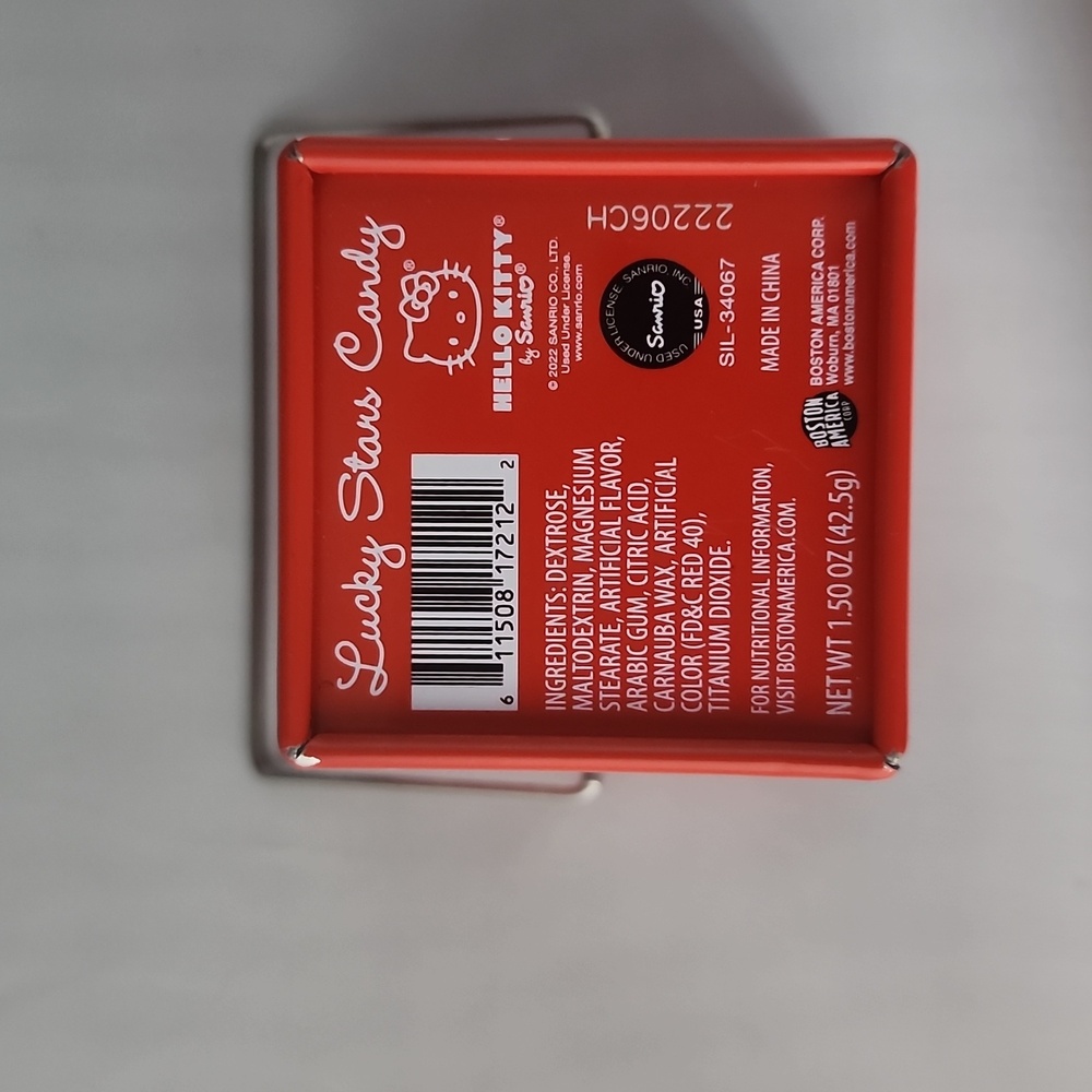Hello Kitty Lucky Stars Candy Red Chinese Takeaway Mini Tin and Playing Cards - Picture 9 of 13